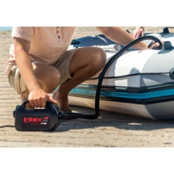 Gonfleur éléctrique Compresseur 12 & 220 V Intex -Eau Minerale Magasin 68609 ambiance min