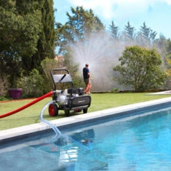 Motopompe De Piscine Pour Protection Incendie Pool Sam -Eau Minerale Magasin ps poolsam1 pompe piscine protection incendie pool sam ambiance jet